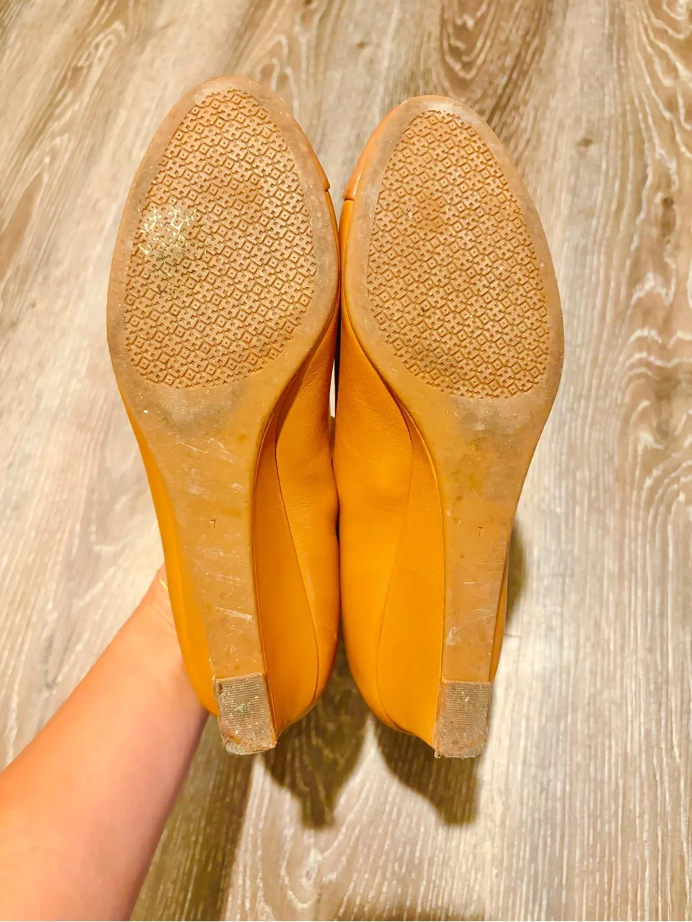 Tory Burch Tan Low Wedge Heel - 7